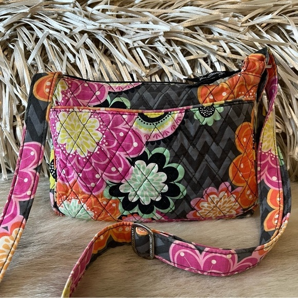 VERA BRADLEY Ziggy Zinnia 2014  Little Hipster Crossbody Pink Orange Floral - Picture 7 of 15